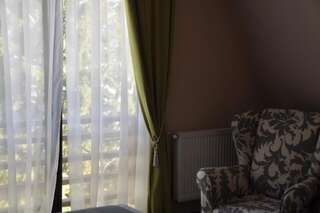 Гостевой дом Oblique - Forest & Spa Синая Улучшенный двухместный номер с 2 отдельными кроватями-2